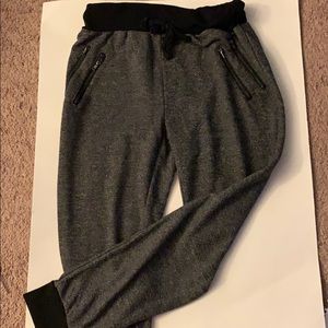 Fashionable grey joggers